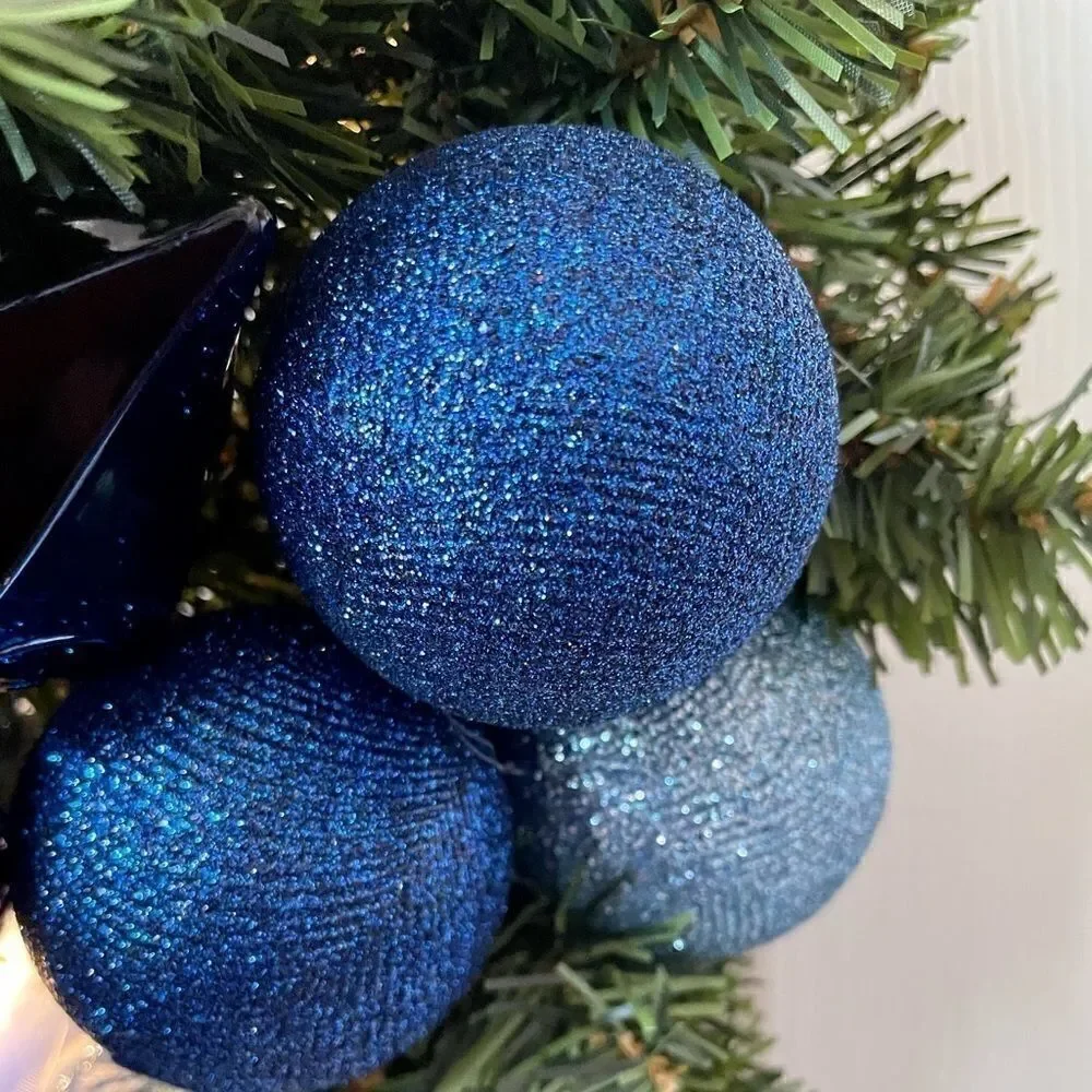 BLUE WREATH UNICORN & ELEPHANT PRE-LIT CORDLESS WREATH